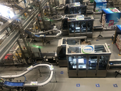 乳制品行业蓬勃发展，全产业链模式与软件开发的双轮驱动